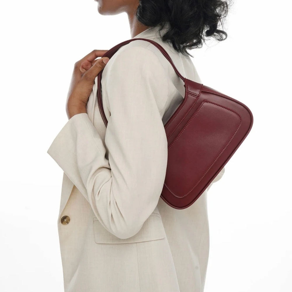 Elegant Burgundy Women's Shoulder Bag